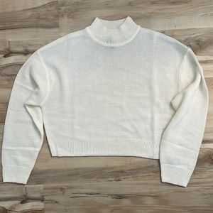 H&M White cropped sweater